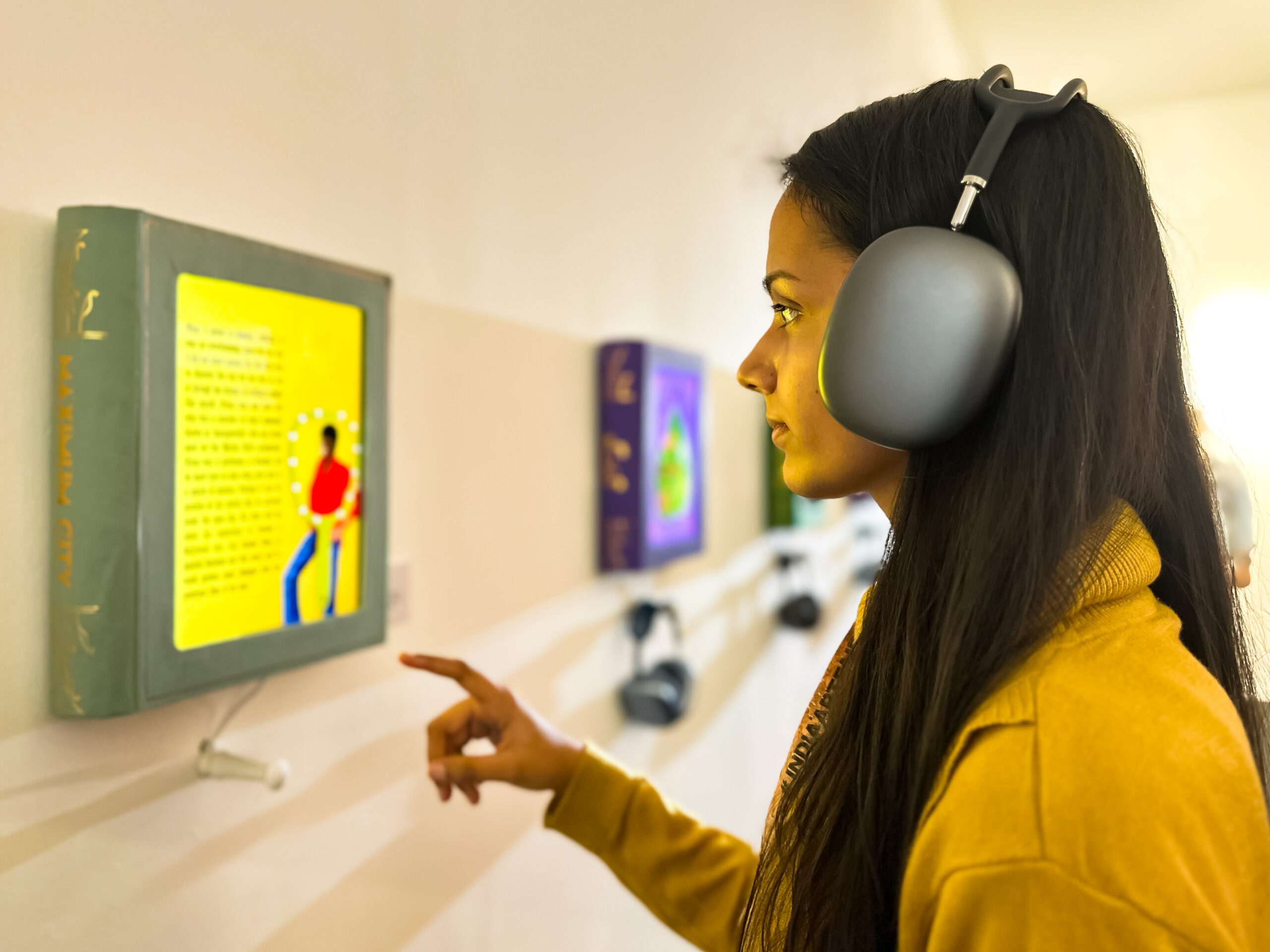 BESTSELLERS: Apple x India Art Fair 2023